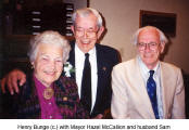 Henry Bunge (c.) with Mayor Hazel McCallion and husband Sam